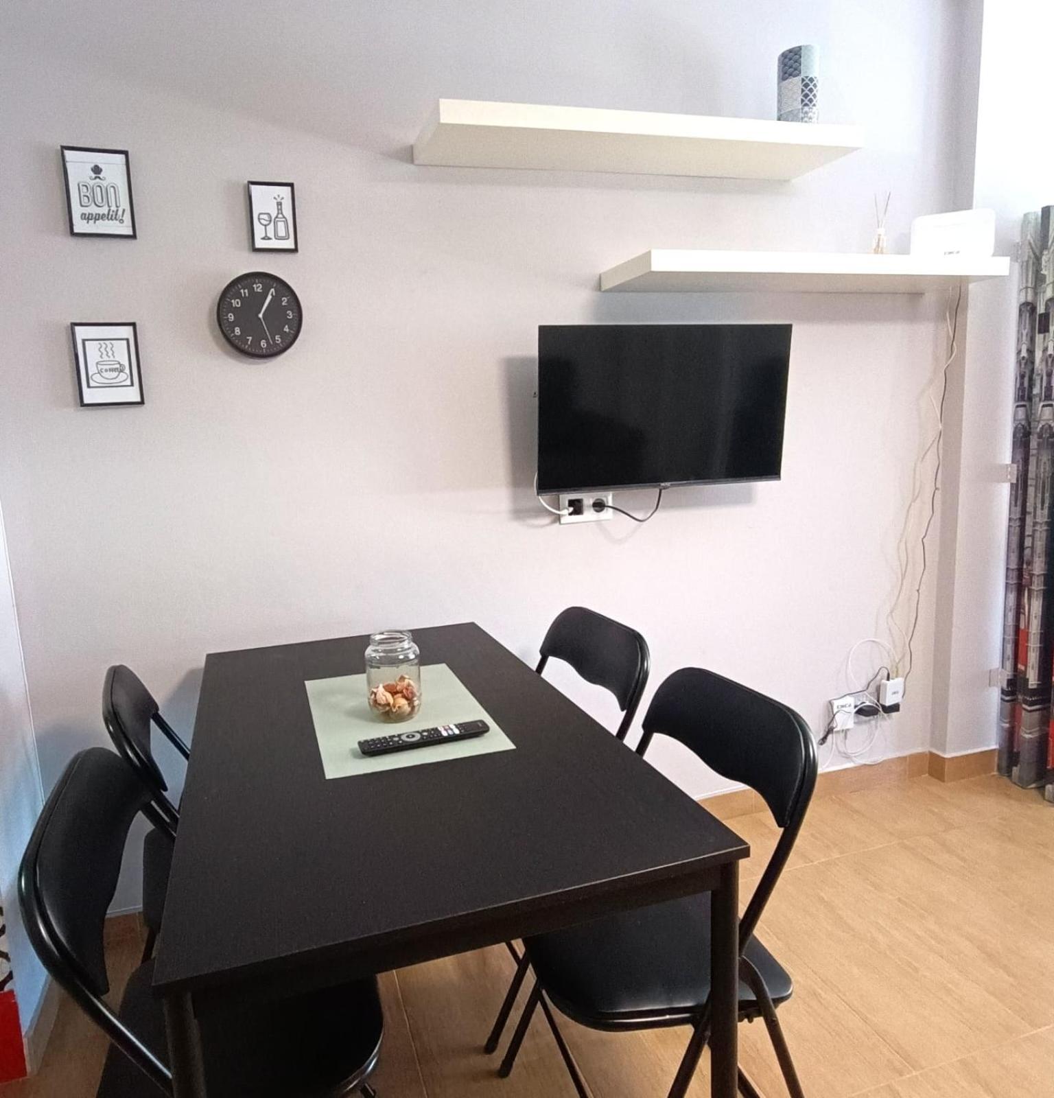 Benal Iris Hercules Agata Apartment Málaga